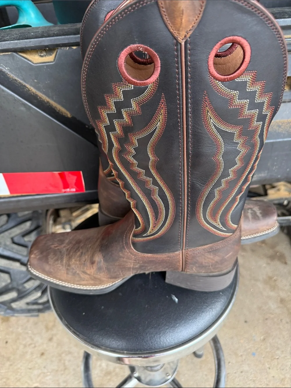 Ariat Classic Brown Leather Western Cowboy Boots - Brown - Men’s 13